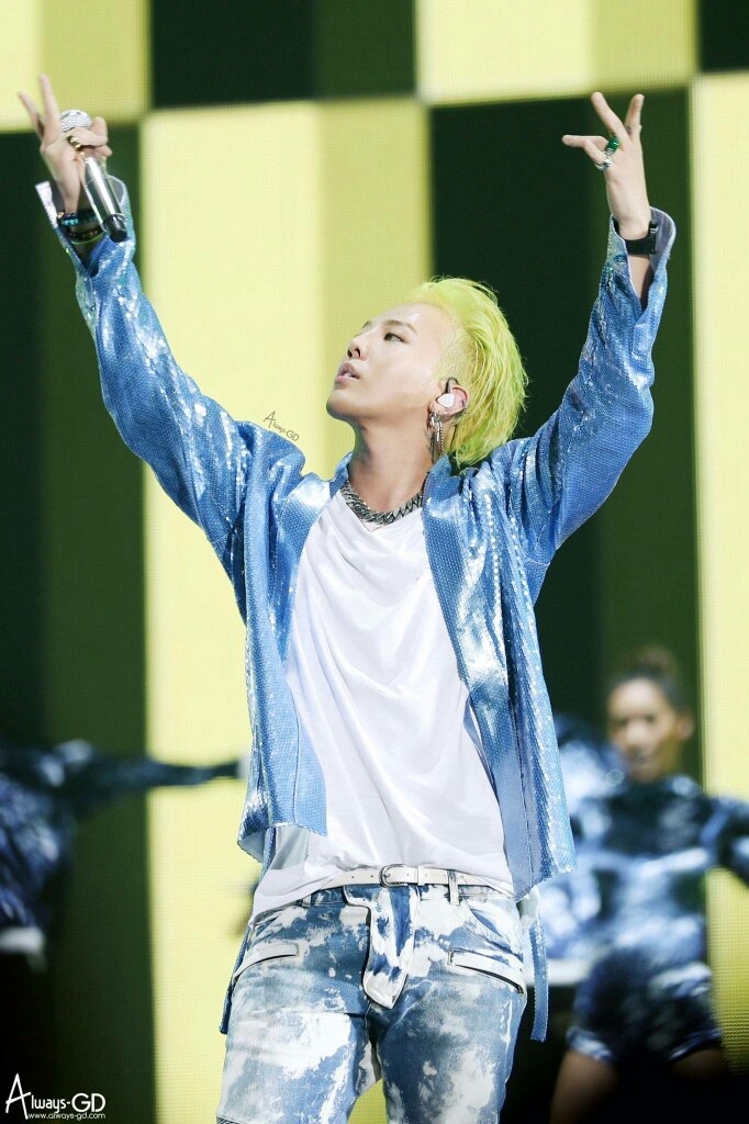 于2014年08月18日, a target="_blank" href="/item/权志龙/4119624"