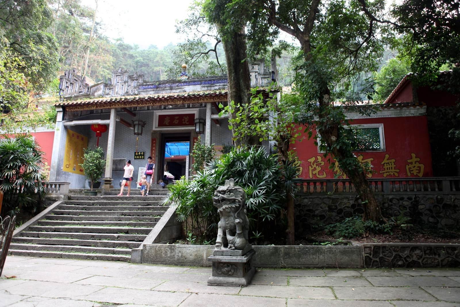 洗石庵是一座地处广西 a target="_blank" href="/item/桂平市">桂平