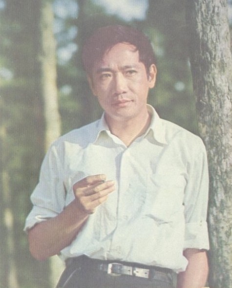  p>李志舆,1936年12月4日生于河北石家庄,祖籍江苏省常州市.