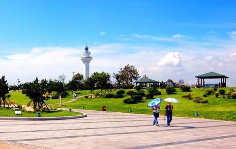  a href="#" data-lemmaid="25195">日照 /a>市黄海一路东首,南与日照