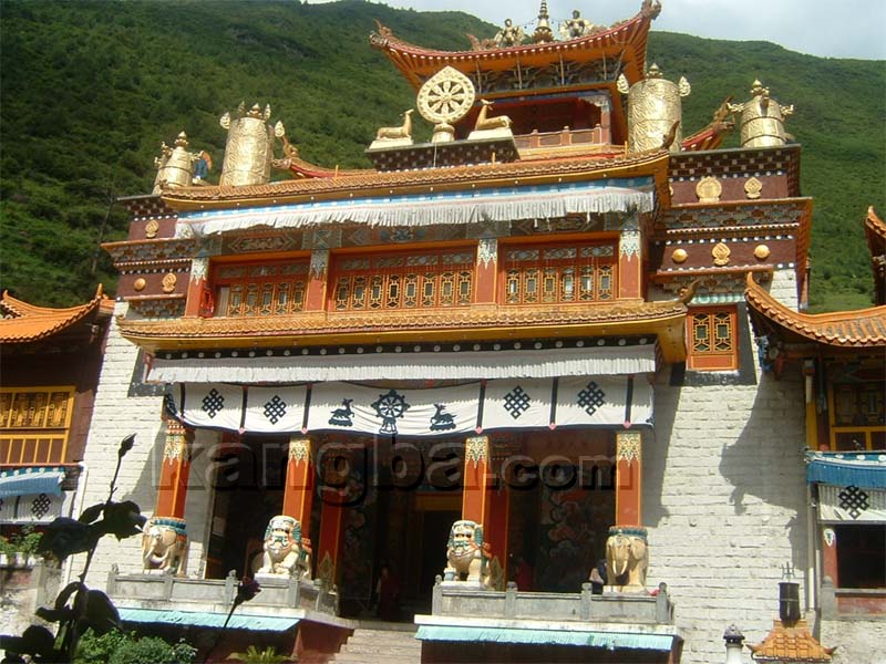  p>南无寺位于 a target="_blank" href="/item/康定/15280" data