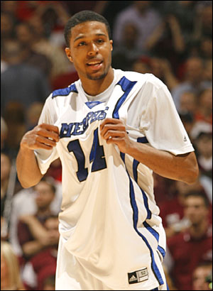  p>克里斯·道格拉斯-罗伯茨(chris douglas-roberts),1987年1月8日