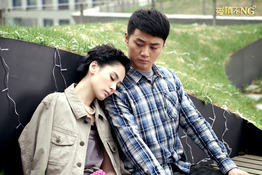  p data-id="gnwwvcz217">《爱情三部曲》是由 a target="_blank"