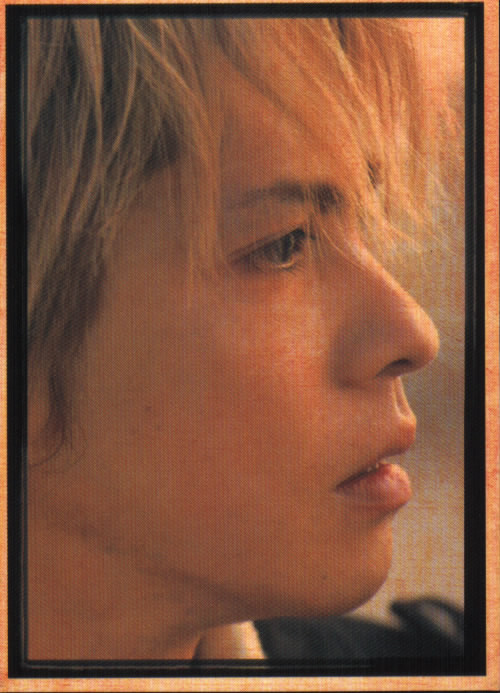  p data-id="gnt3q6jaeu">hyde,本名"宝井秀人",1969年1月29日出生于