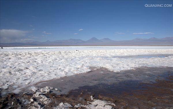  p>咸水湖(salt water lake)是水的含盐度超过1‰的 a href="#" data