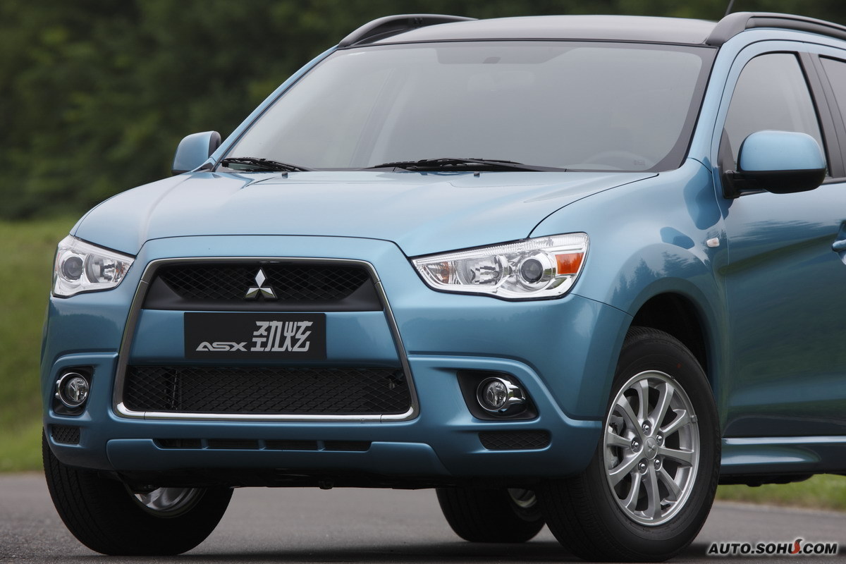 data-lemmaid="11001117">三菱汽车 /a>生产的一款 a>城市suv /a>(也