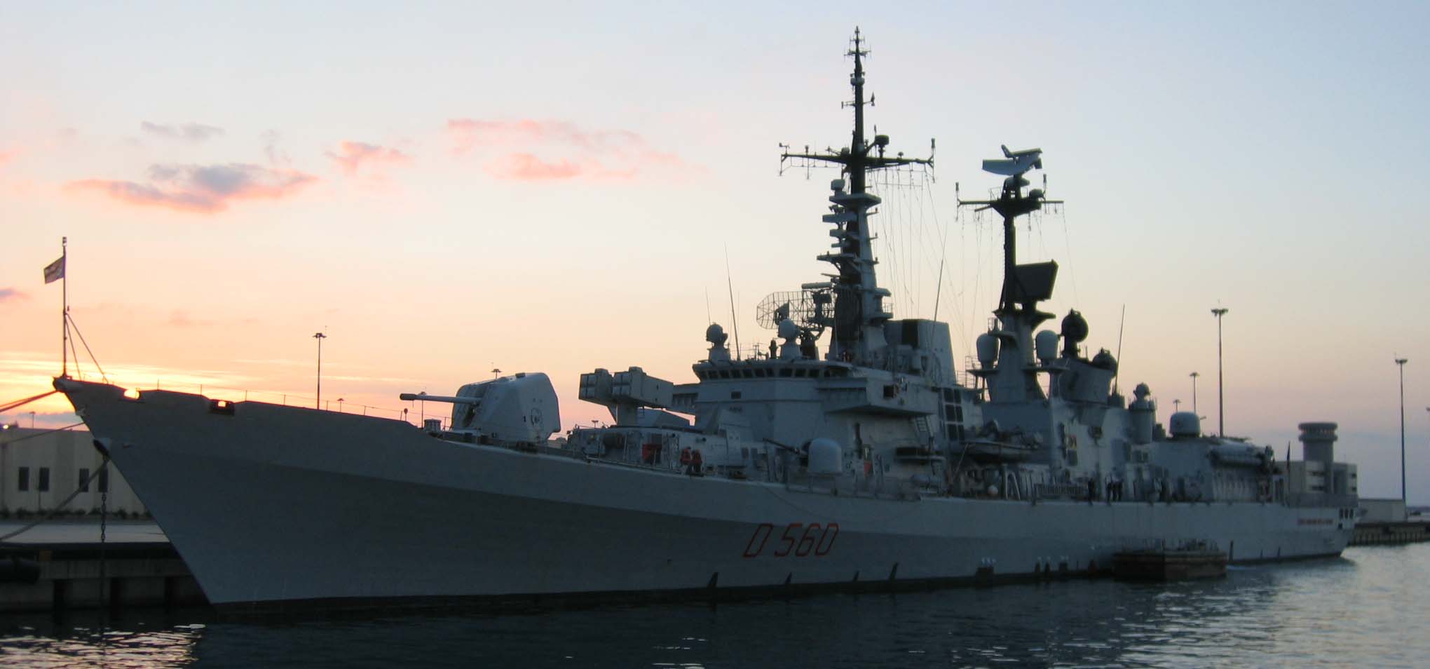 杜兰德·泽拉·潘尼级驱逐舰