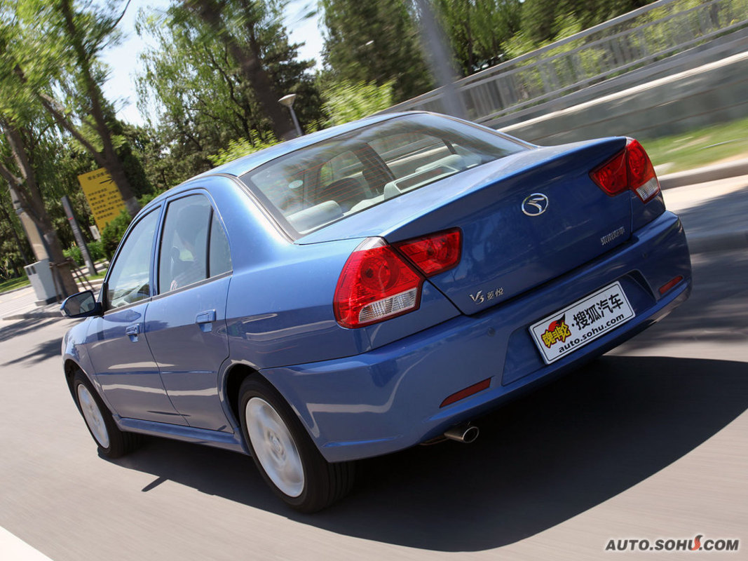  p>v3菱悦是 a target="_blank" href="/item/东南汽车/2830747" data