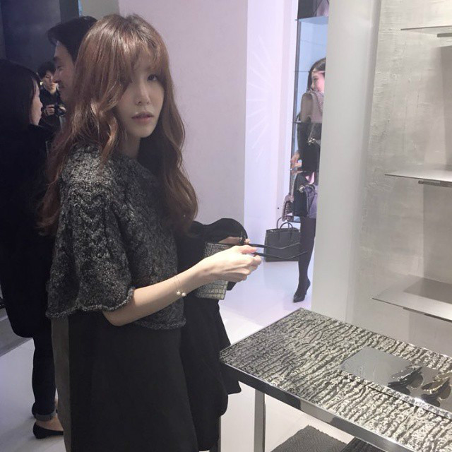 年出生,韩国歌手 a target="_blank" href="/item/尹民秀/8279247"