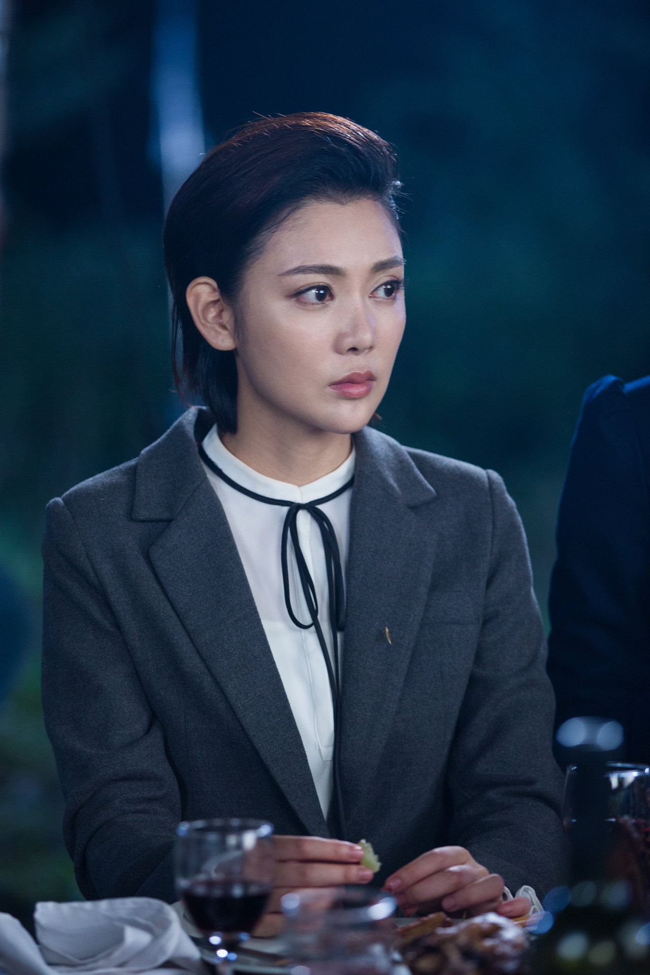  p>郝泽嘉 i>(原名:郝安磊), /i>1988年4月2日出生于黑龙江省鹤岗 