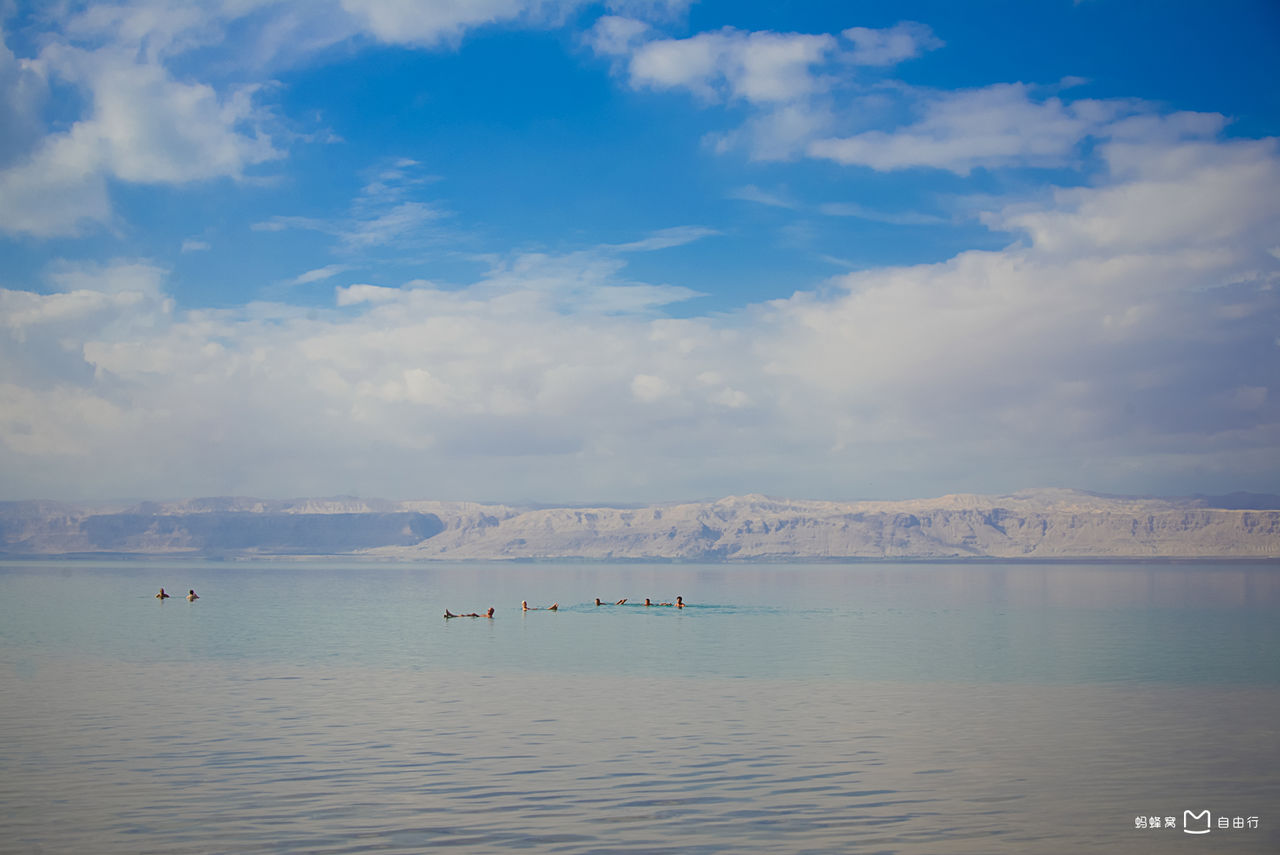 死海