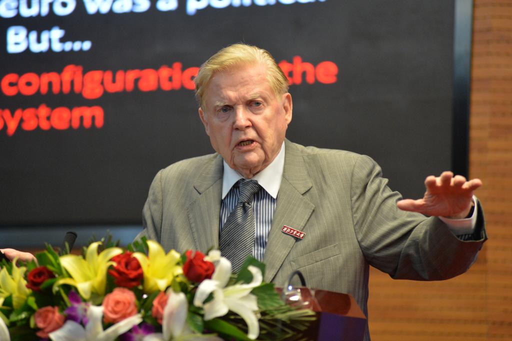 罗伯特·蒙代尔