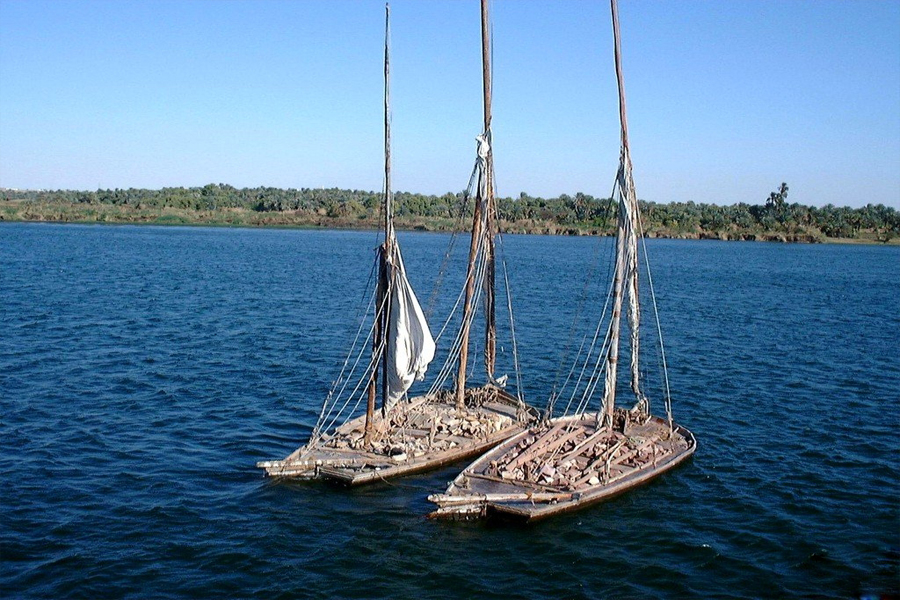  p>坦噶尼喀湖(英语: b> i>lake tanganyika /i> /b>)是非洲中部的一