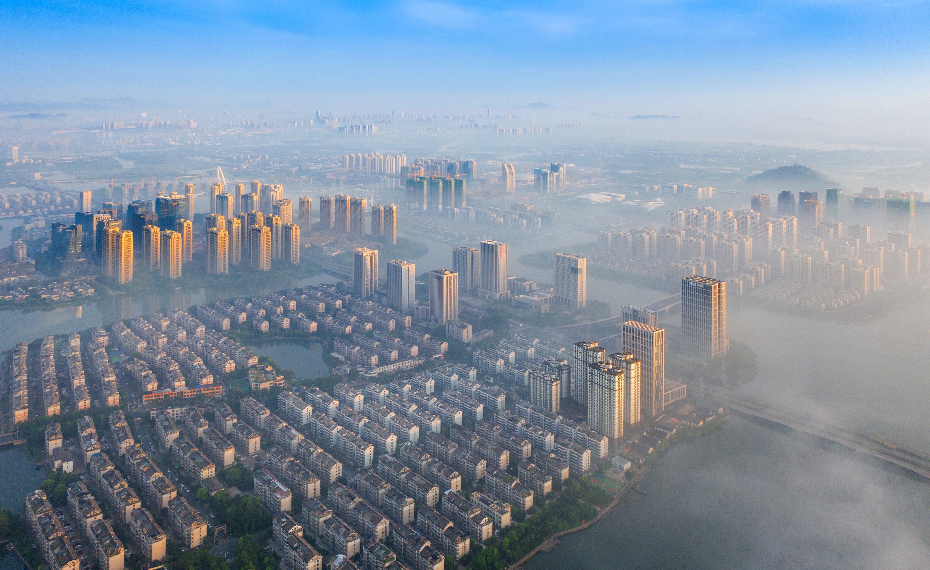  /p> p>根据绍兴市新一轮中心城市总体规划,镜湖新区(核心区)区域范围