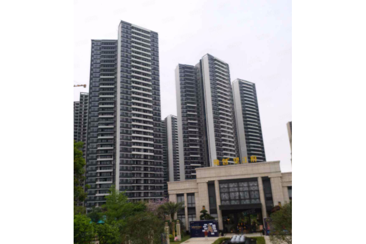  p>融创望江府位于佛山市禅城石湾. /p>