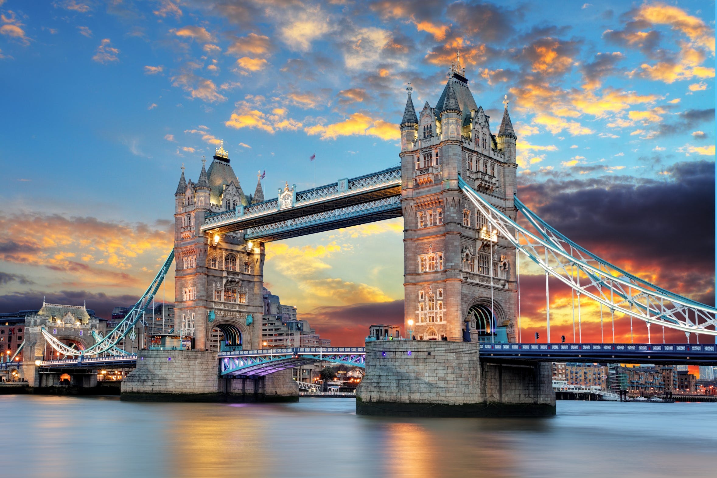  p data-id="gnsu8fog2n">伦敦塔桥(tower bridge),是一座上开 a