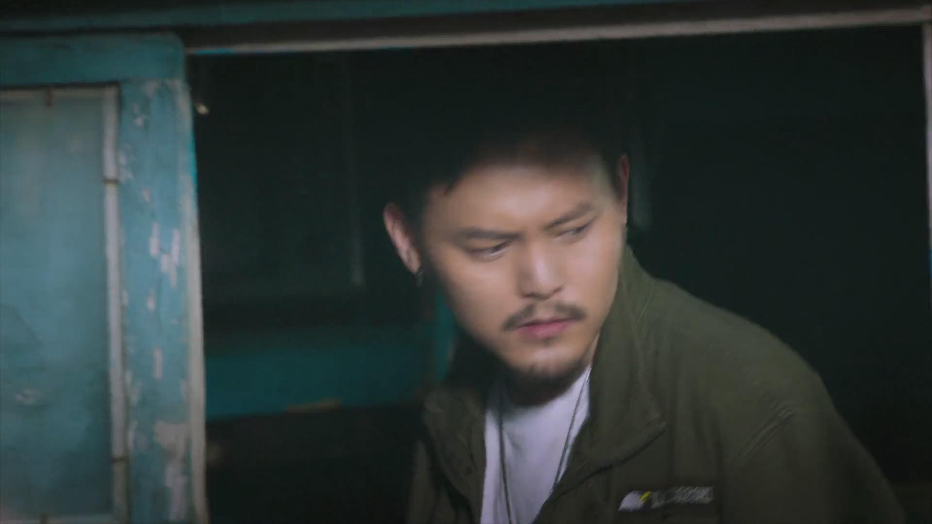 歪打正着》导演: 杨袭 主演: a target="_blank" href="/item/周云鹏