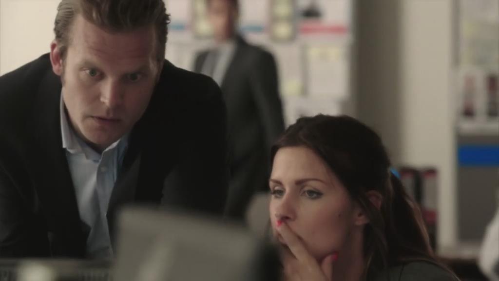  p data-id="gnb9n8boqd">《天网恢恢第一季》电视剧,是warren brown