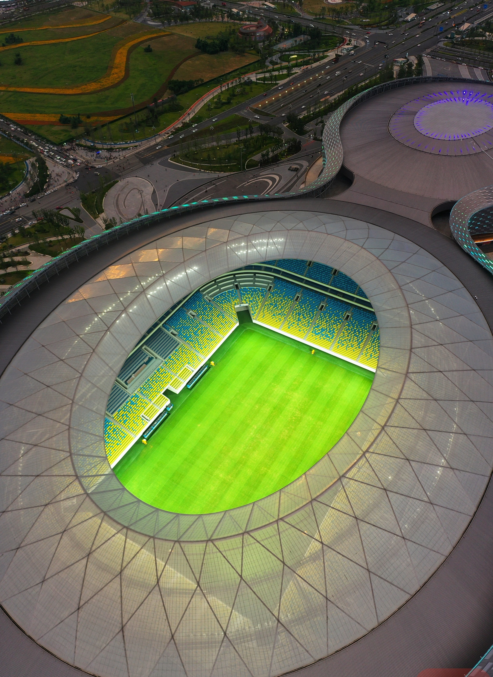  p data-id="san8llpx7upk">凤凰山体育公园,位于四川省成都市 a