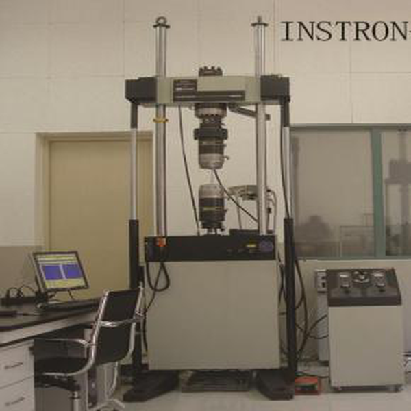  p>液压动态拉扭试验机是一种用于力学,材料科学,机械工程,动力与电气