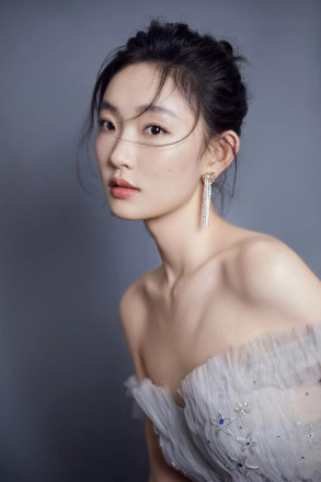 周依然（中国内地女演员）_百度百科