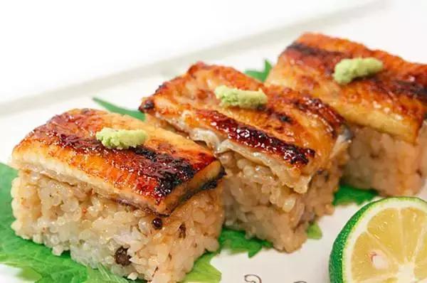 日本的寿司总不是中国人发明的了吧 百科ta说