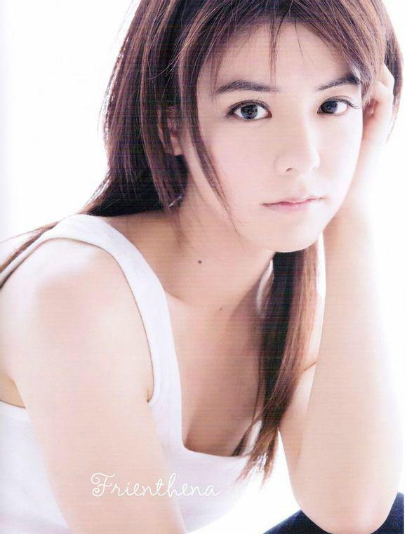  p></p></a>藤井美菜,1988年7月15日出生在美国加利福尼亚州圣迭戈市,日本女