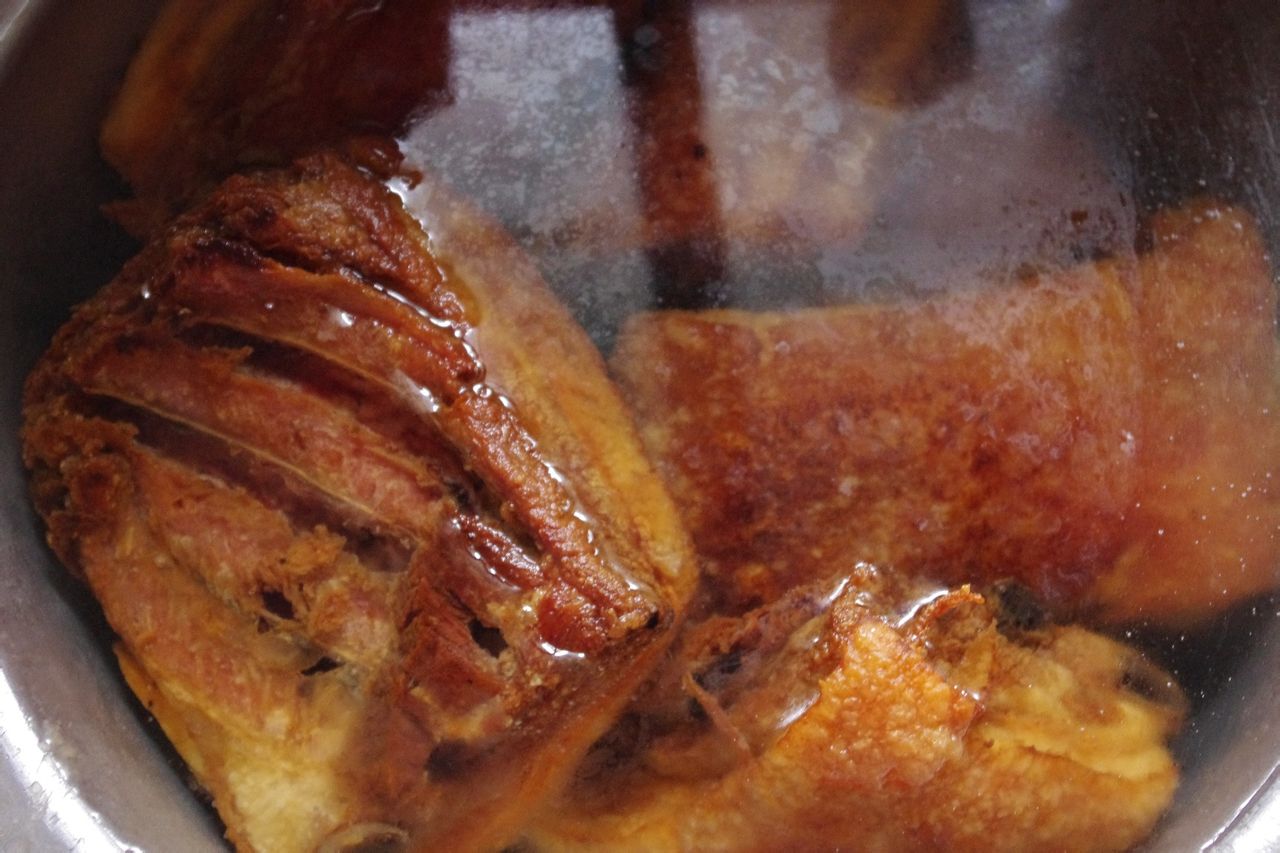 走油肉的正宗做法(走油肉的正宗做法视频教程)