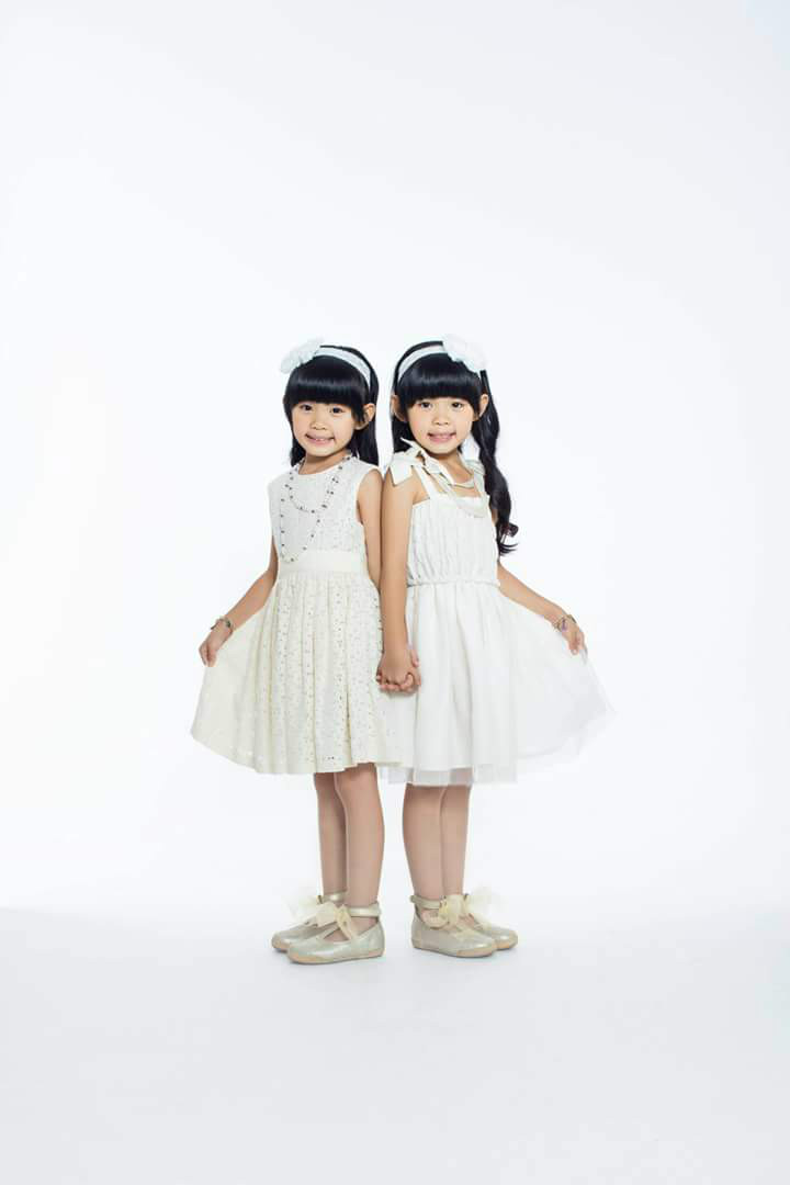  p>台湾双胞胎童星组合 a target="_blank" href="/item/左左右右