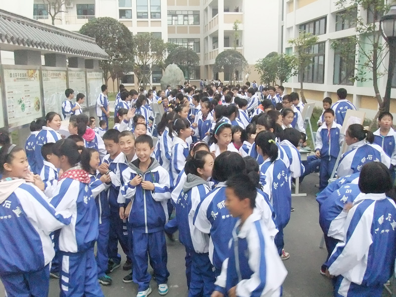  p>成都石室蜀都中学于2012年4月成立,是由 a target="_blank" href="