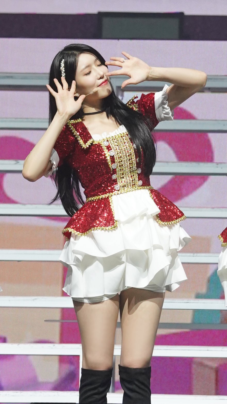 女子演唱组合 a target="_blank" href="/item/宇宙少女/18930672"