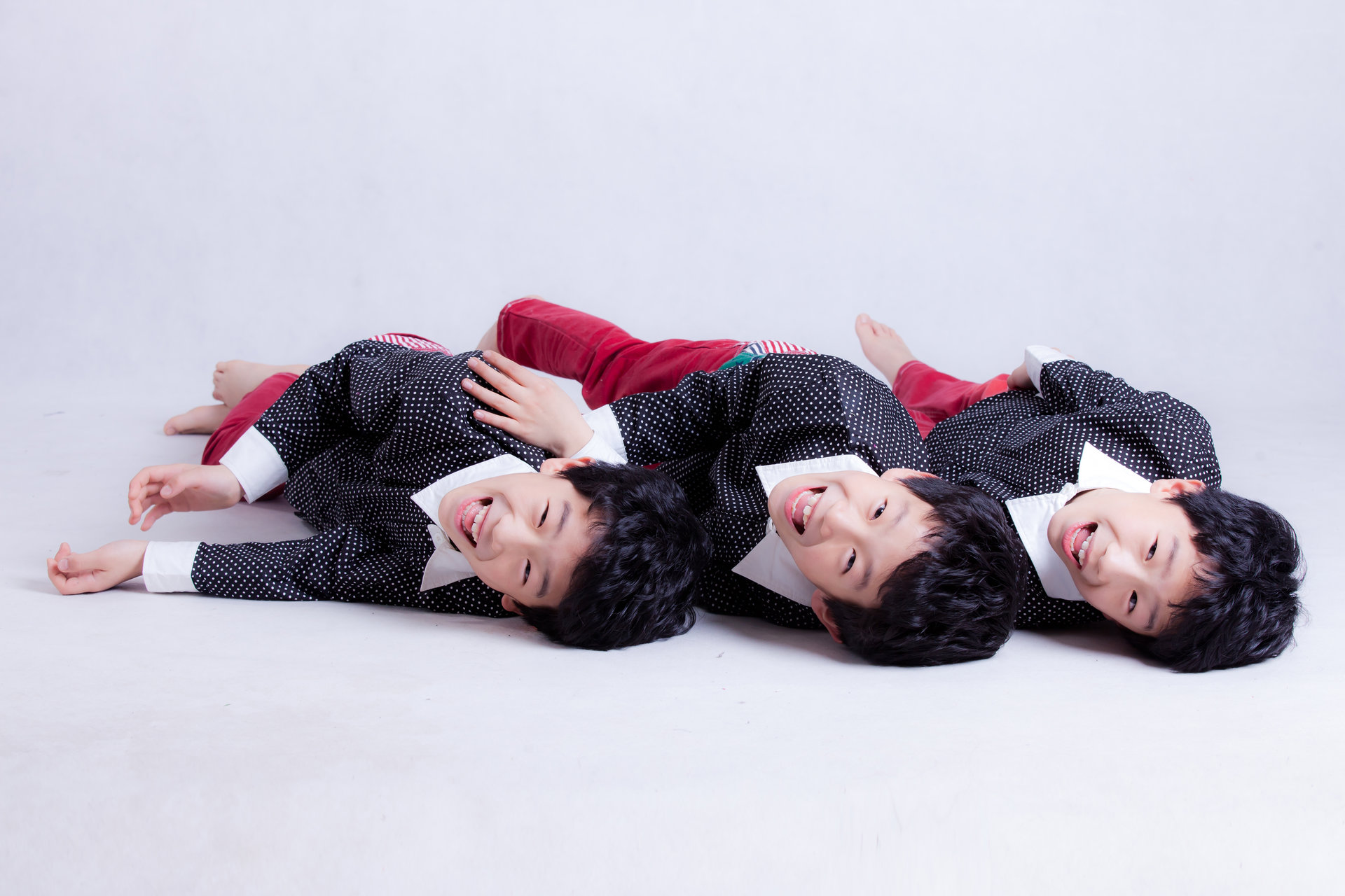  p>金三宝,2007年3月27日出生北京,3胞胎童星组合,由老大金子任,老二