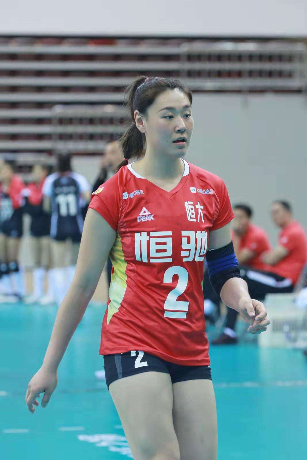 id="gnbvsoh1ju">栗垚,中国女子排球运动员,曾经入选过u23国奥女排