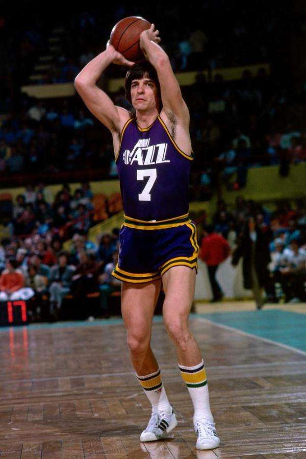  p>皮特·马拉维奇(pete maravich,1947年6月22日─1988年1月5日)
