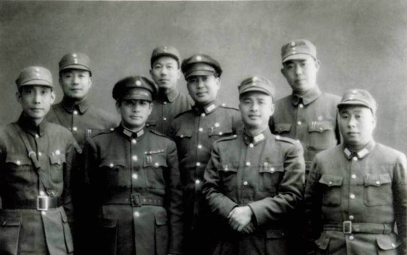  p>张灵甫(1903年8月20日—1947年5月16日),男,汉族,又名宗灵,字灵甫