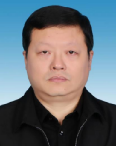  p data-id="tp9zt2ixyiam">赵鑫,男,汉族,1977年11月生,大学学历