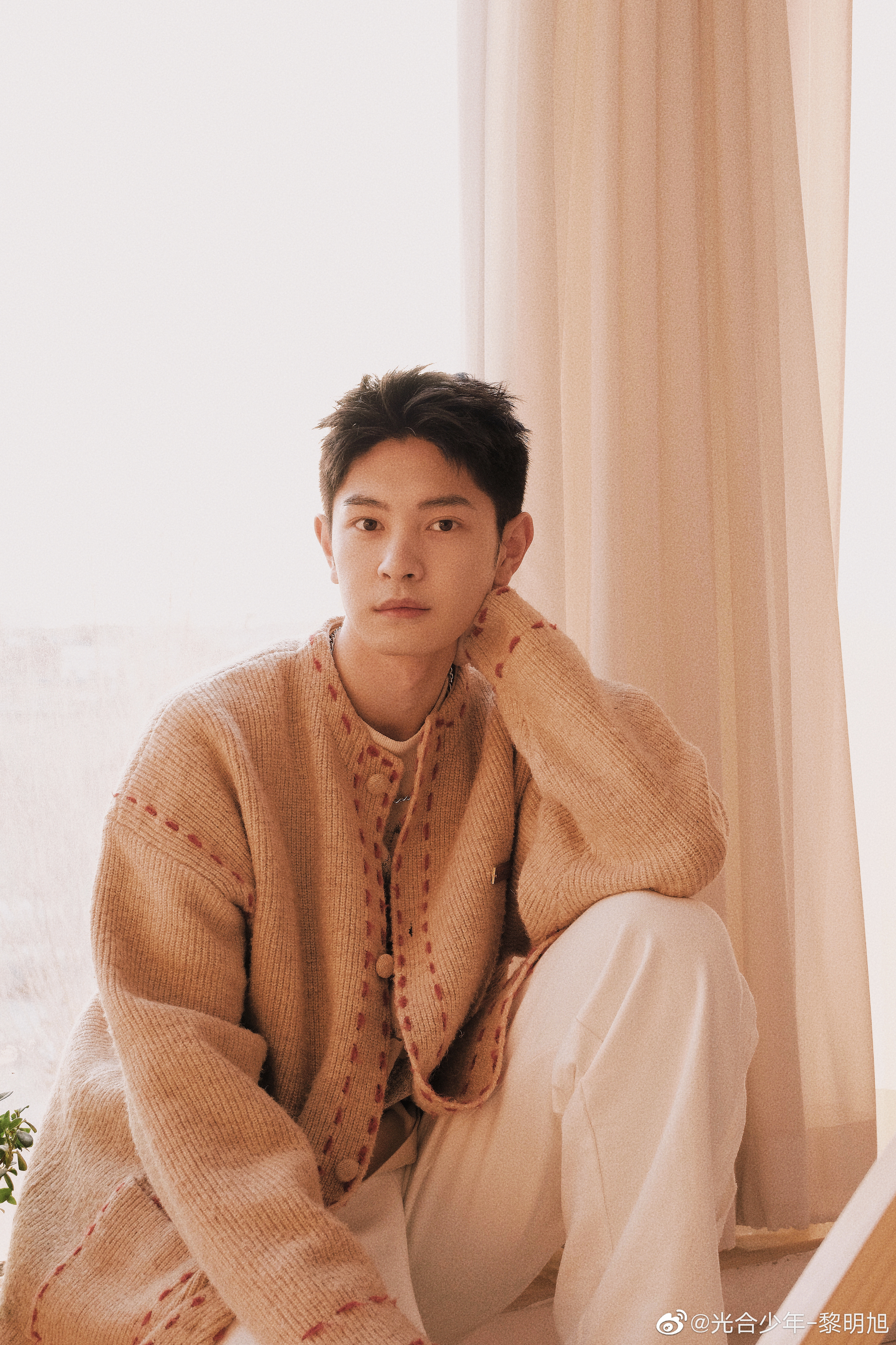  p data-id="gnbpdsje3w">黎明旭,2000年12月25日出生于内蒙古自治区