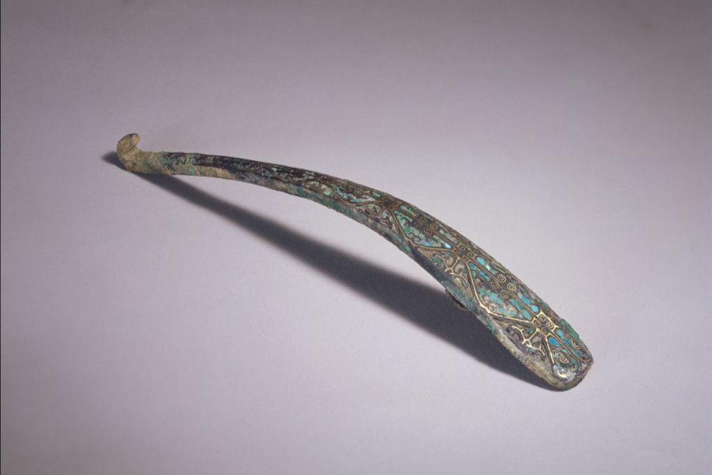 错金嵌松石带钩