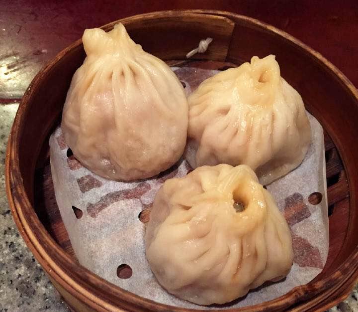  p>烤鸭包是 a target="_blank" href="/item/南京/23952" data-lemma