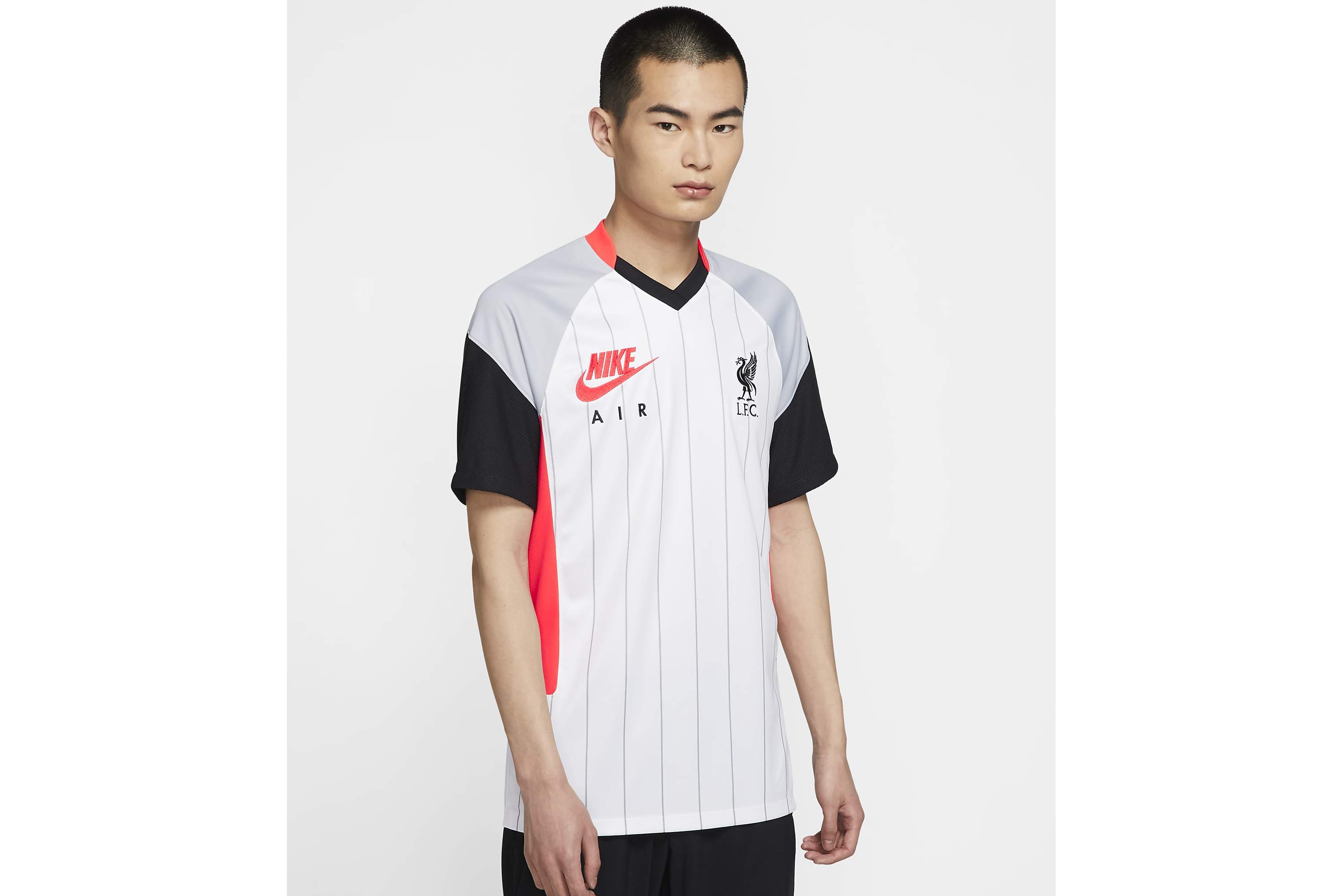  p>利物浦球迷版 air max 男子足球球衣是耐克品牌旗下的一款产品.