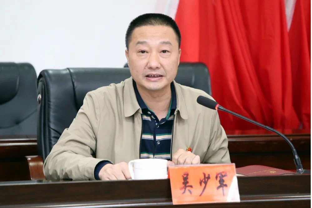 男,汉族,1976年4月生,在职大学,中共党员,现任漳州市南靖县人大常委会