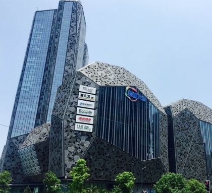  p>凯德天府位于成都市高新东苑,由 a target="_blank" href="/item