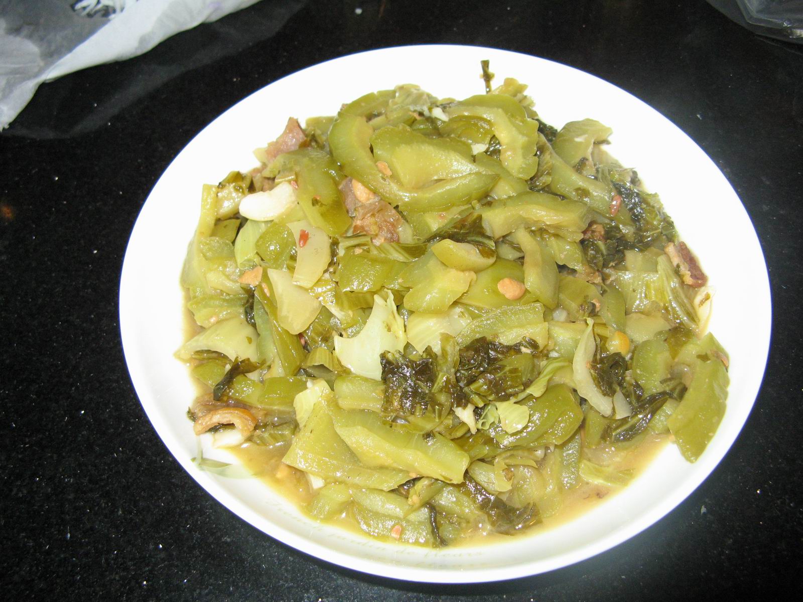 苦瓜酸菜排骨汤