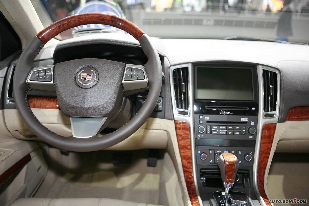 凯迪拉克sls赛威