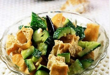 香辣油条拍黄瓜