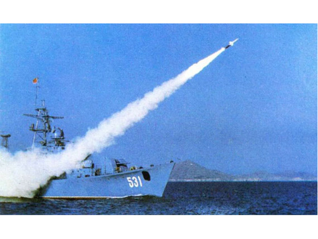  p>红旗-61防空导弹(英文:hq-61 anti-aircraft missile),是20世纪60