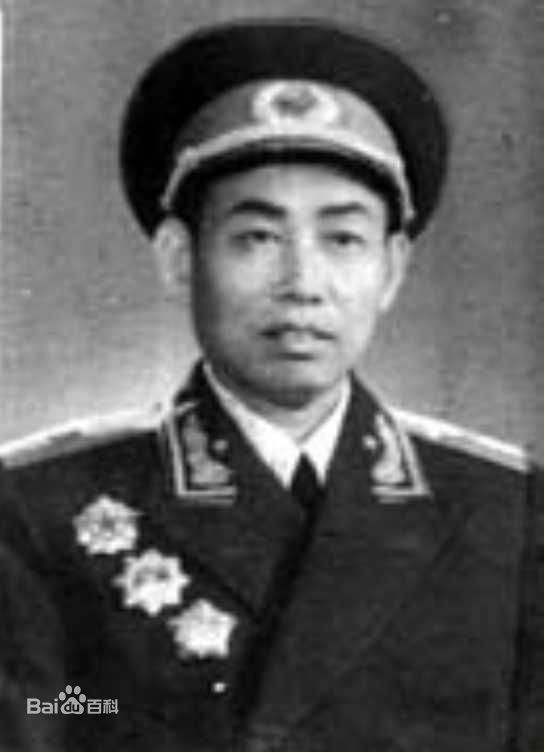  p>黄振棠(1912年—1996年2月8日),开国少将,1912年出生于 a target="