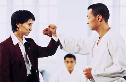  p>《保护证人组》, a target="_blank" href="/item/香港电视广播