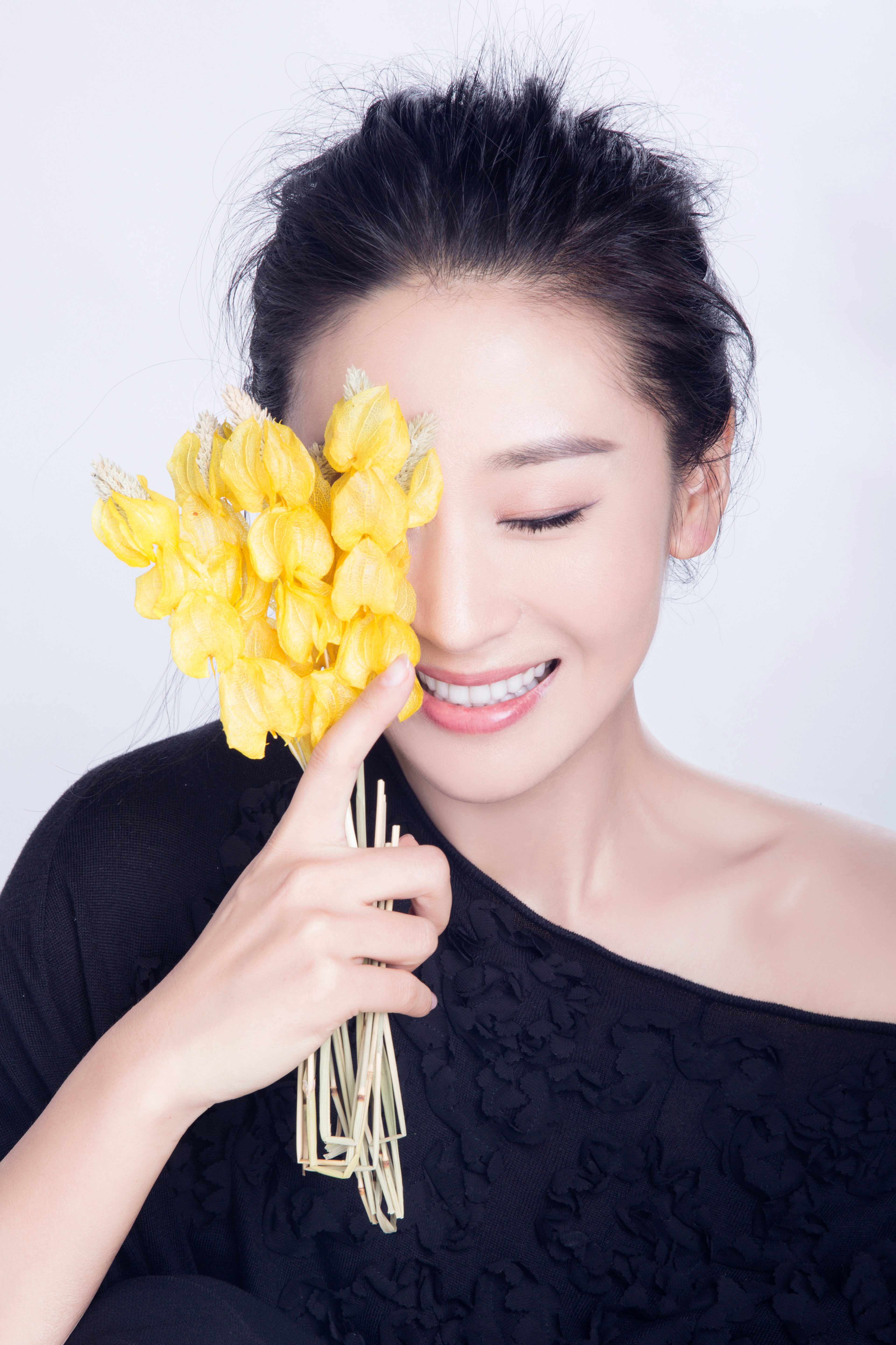 1977年2月22日出生于陕西省西安市,中国内地影视女演员,毕业于北京