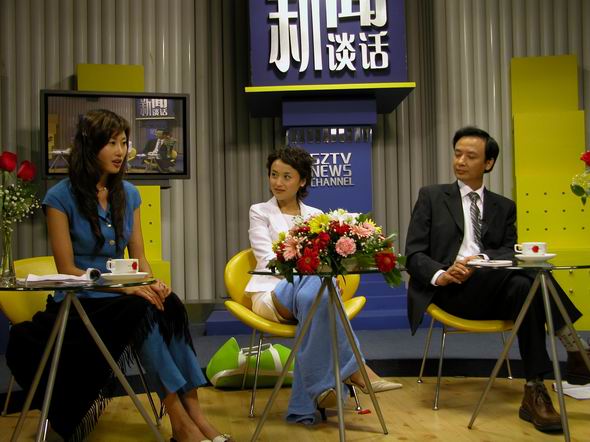  p>《婚姻的敌人》是 a target="_blank" href="/item/秦平原